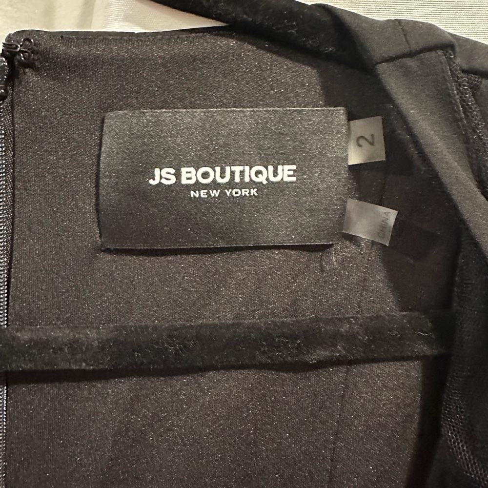 JS BOUTIQUE - Picture 3 of 5
